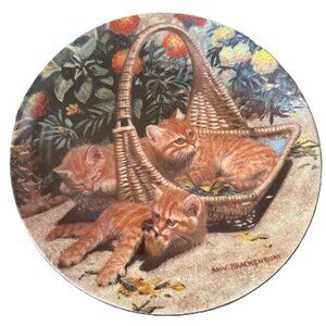 Vintage Collector Plate Flower Bed British Shorthairs 1988 Knowles 8.5"